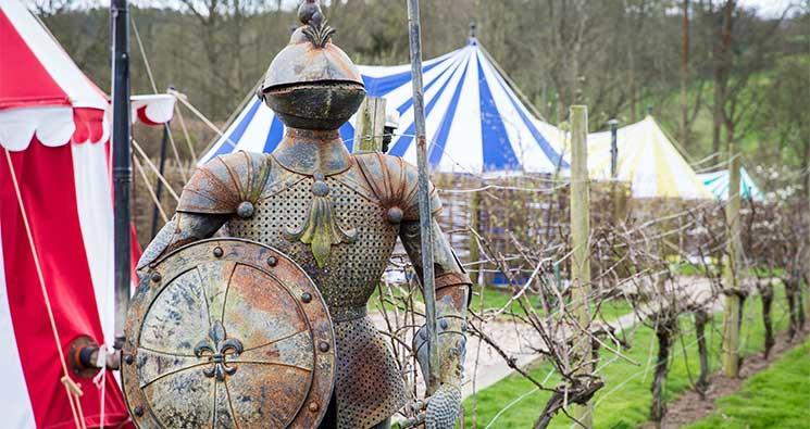 Отель Leeds Castle Knights Glamping Экстерьер фото